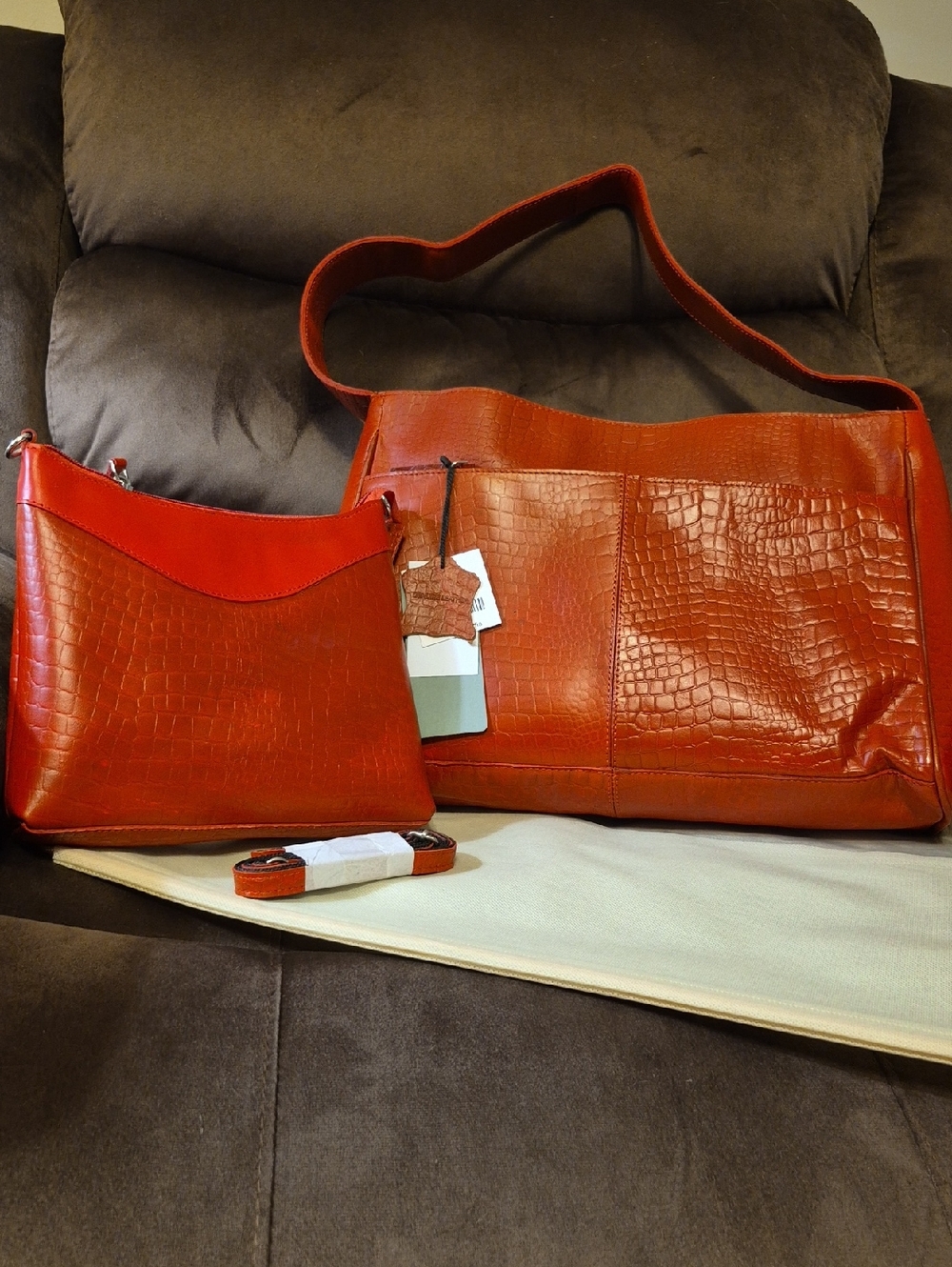 Red Croc-Embossed Genuine Leather Women's Crossbody and Shoulder Bag Set